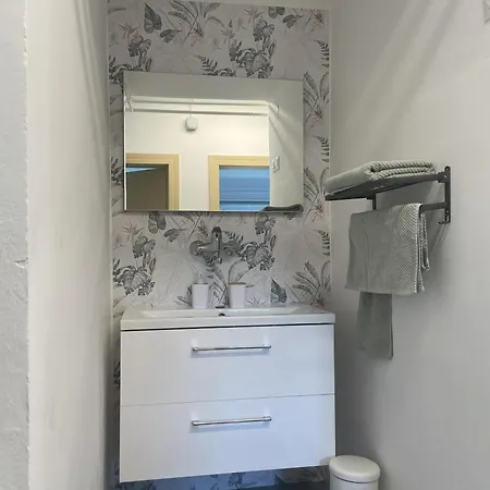 Apartma Z Razgledom Apartamento *