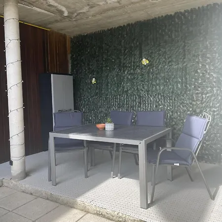 Apartma Z Razgledom Apartamento