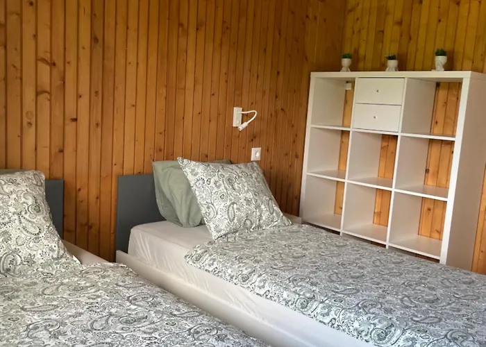 Apartma Z Razgledom Apartman *