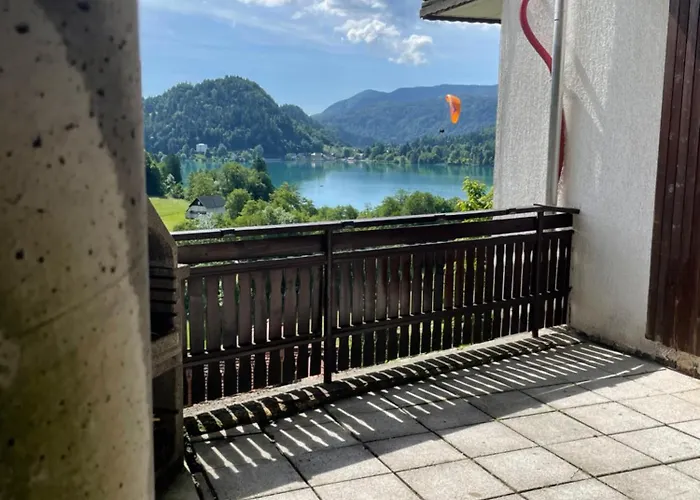 Apartma Z Razgledom Apartman